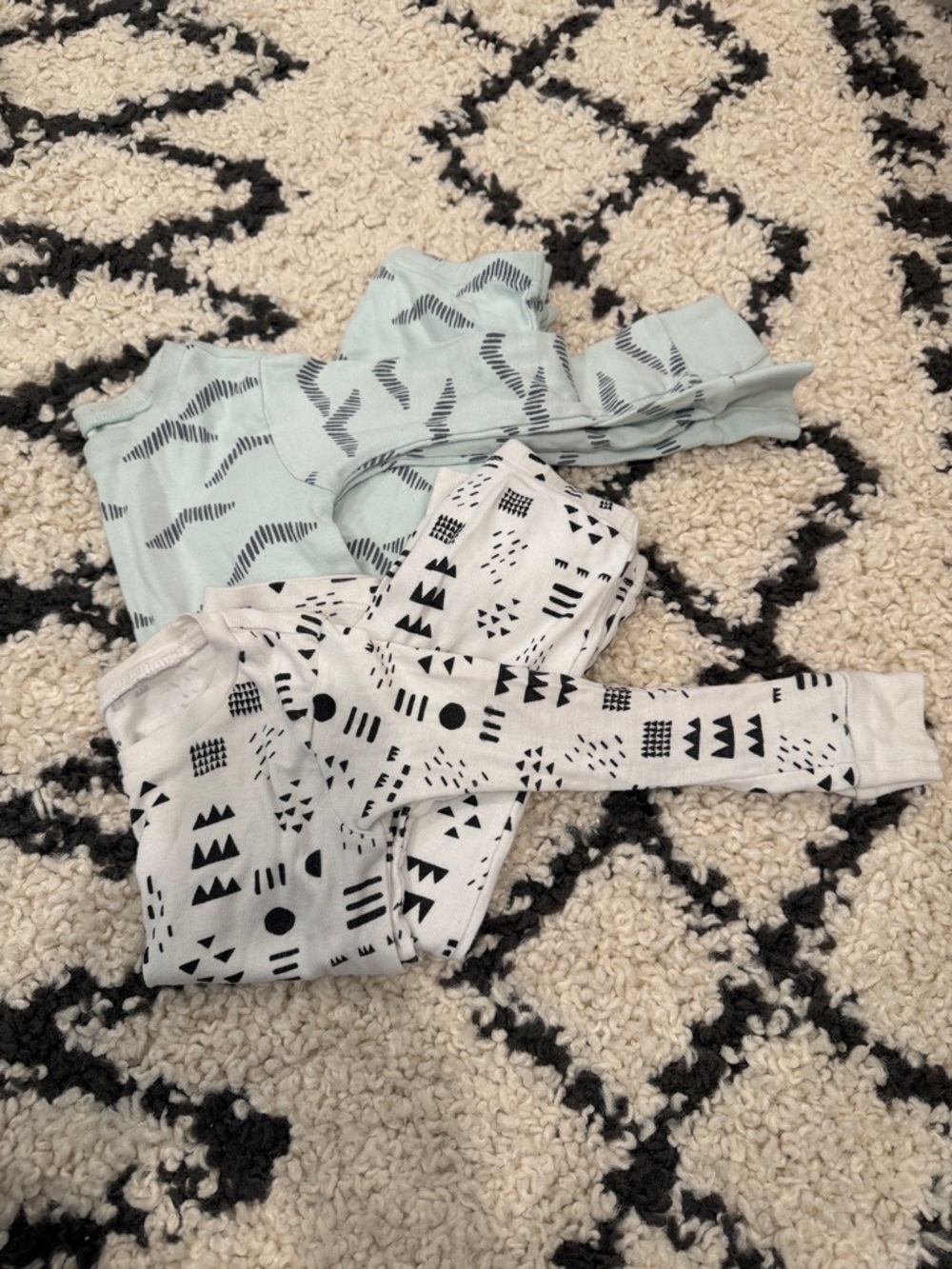 Honest Pajama Bundle size 3T